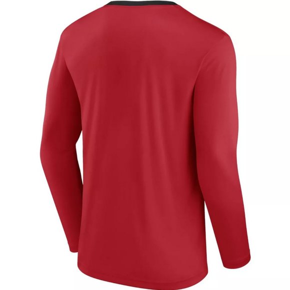 NBA Chicago Bulls Men's Long Sleeve Crew Neck T-Shirt - Picture 2 of 3